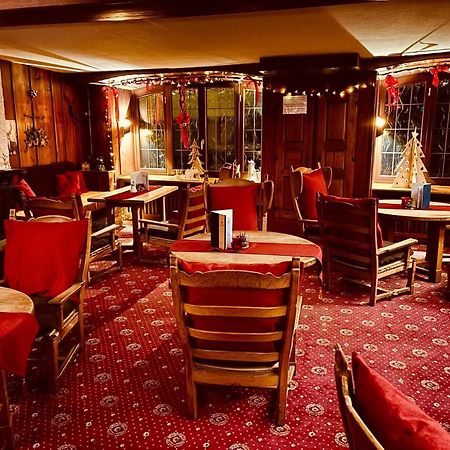 Hotel Restaurant Aux Trois Roses La Petite-Pierre Bagian luar foto