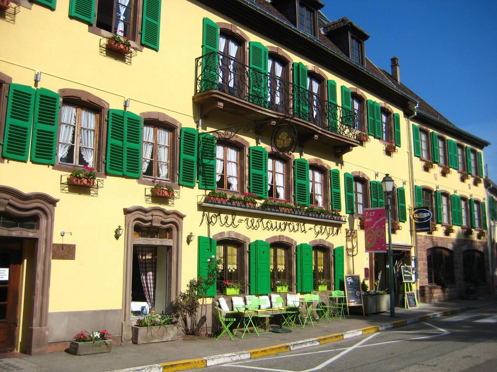 Hotel Restaurant Aux Trois Roses La Petite-Pierre Bagian luar foto