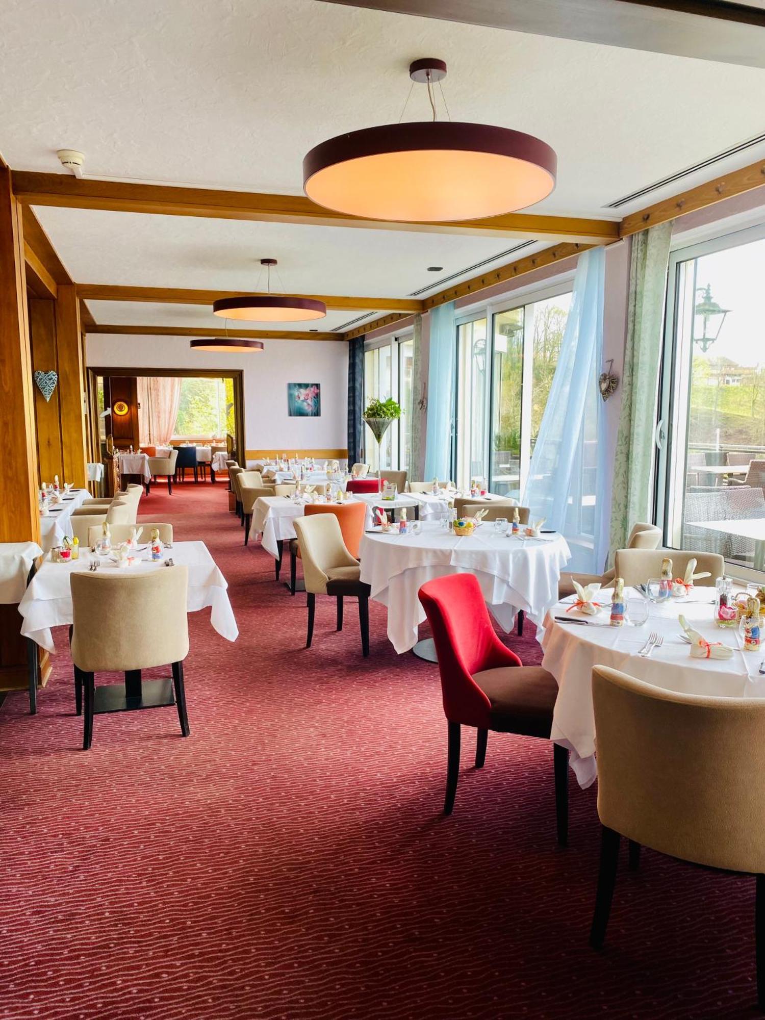 Hotel Restaurant Aux Trois Roses La Petite-Pierre Bagian luar foto